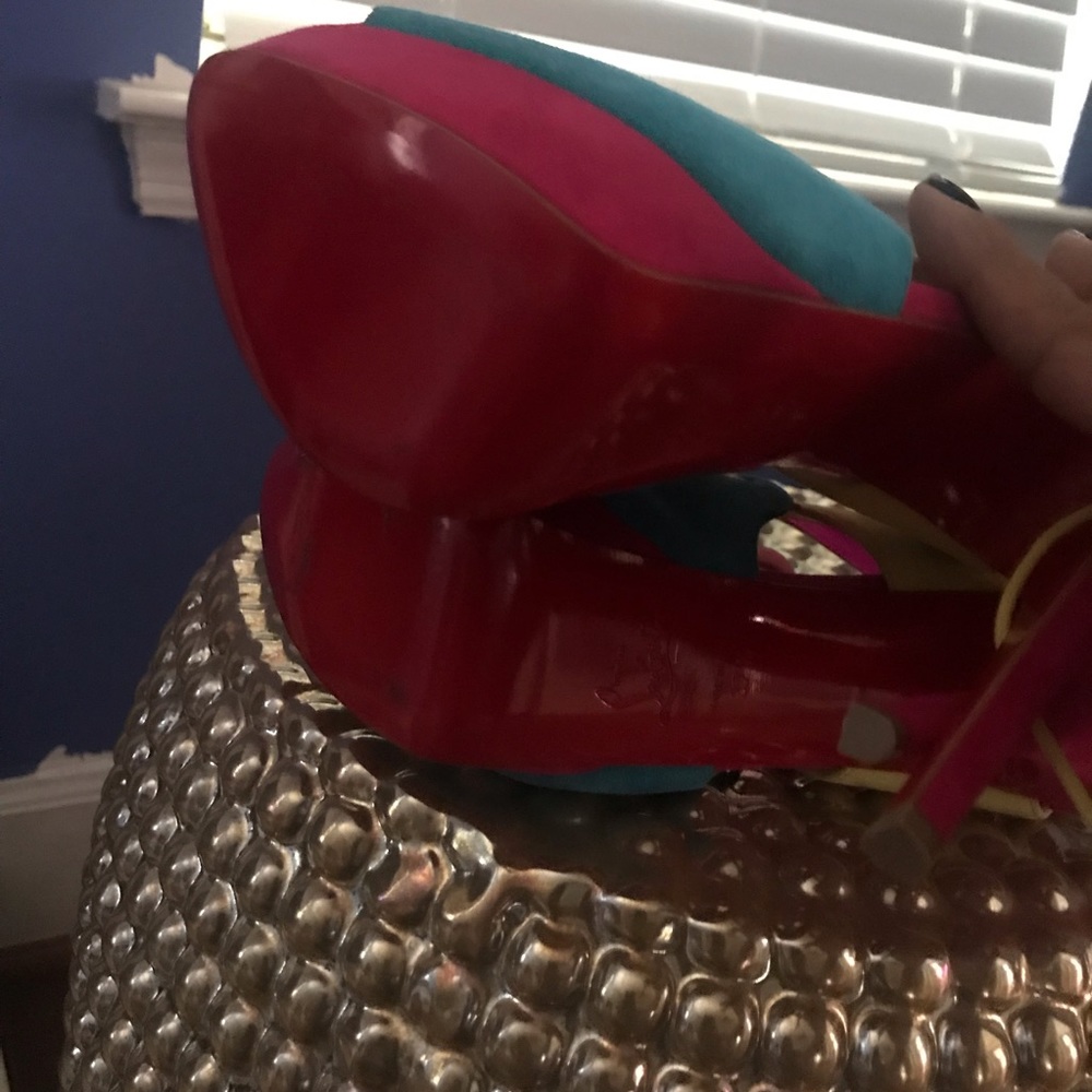 Christian Louboutin Sandals - Picture 2 of 4